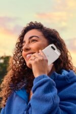 Google Pixel 7a 5G (Snow, 8GB RAM, 128GB Storage) - Image 6