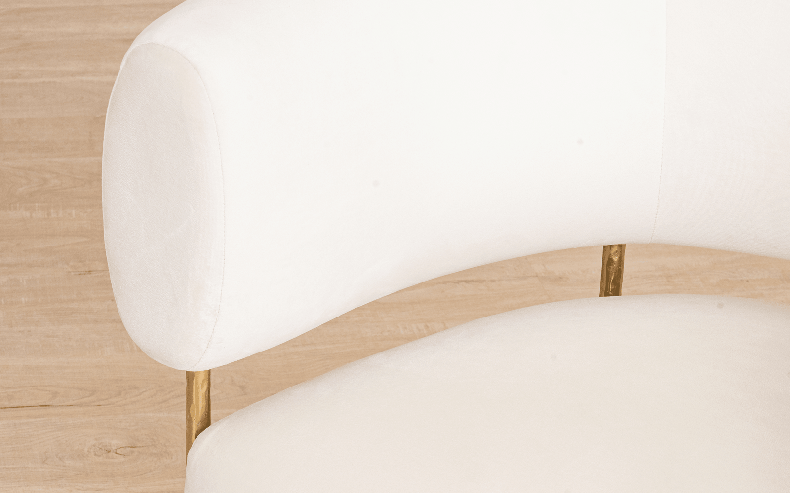 BudaLoungeChairNatural4