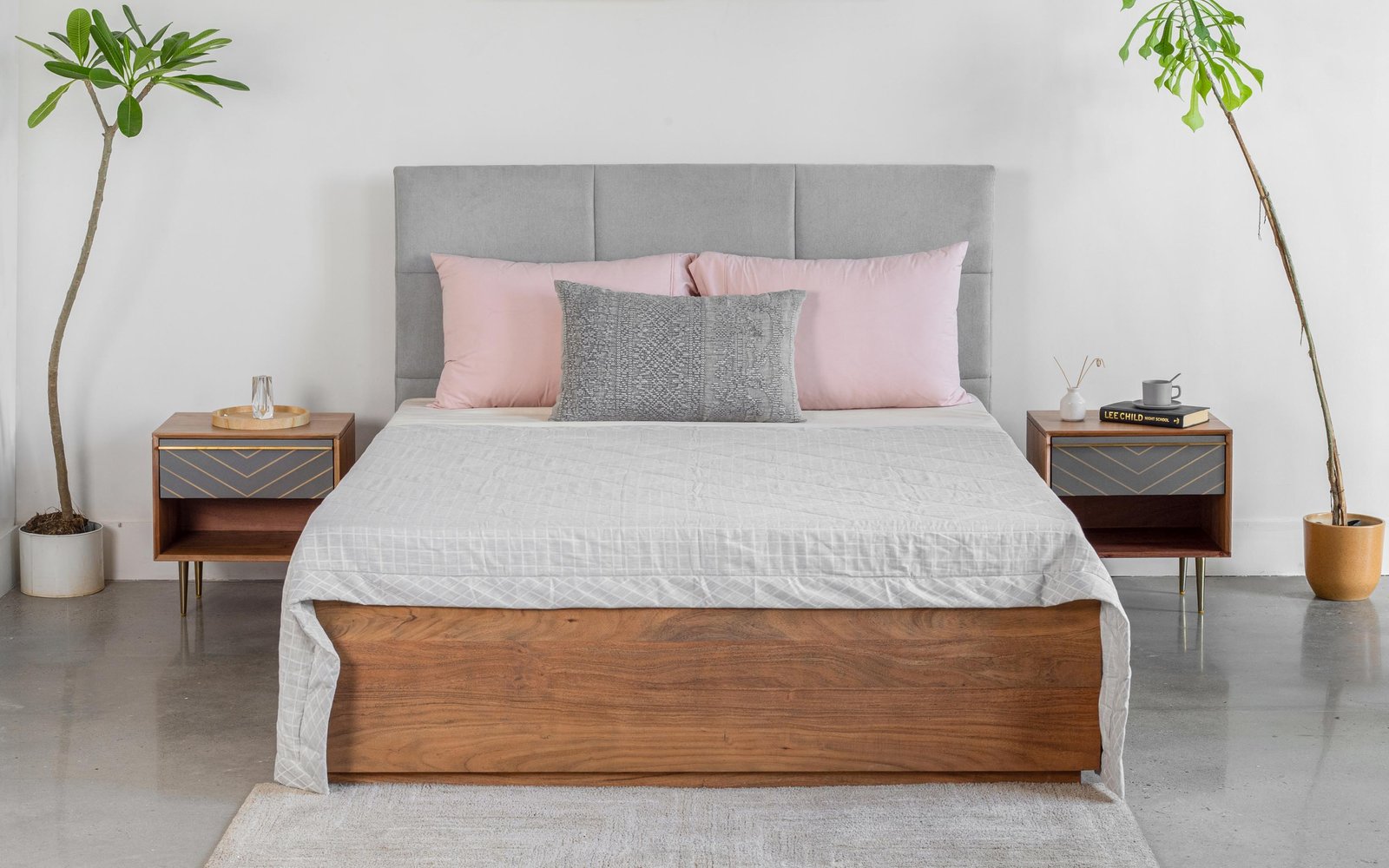 gallery-1_toshi_kingbed_hydraulic_buy_online